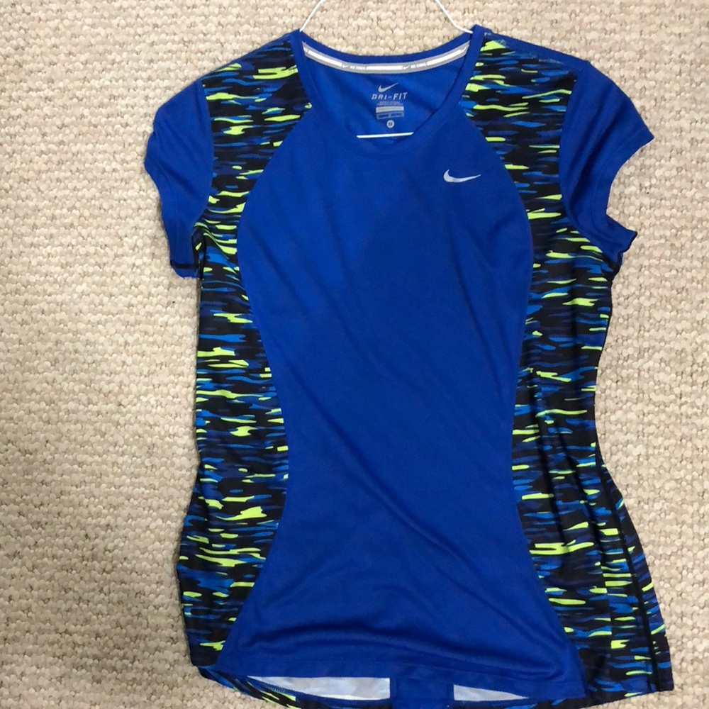 Nike workout shirt!